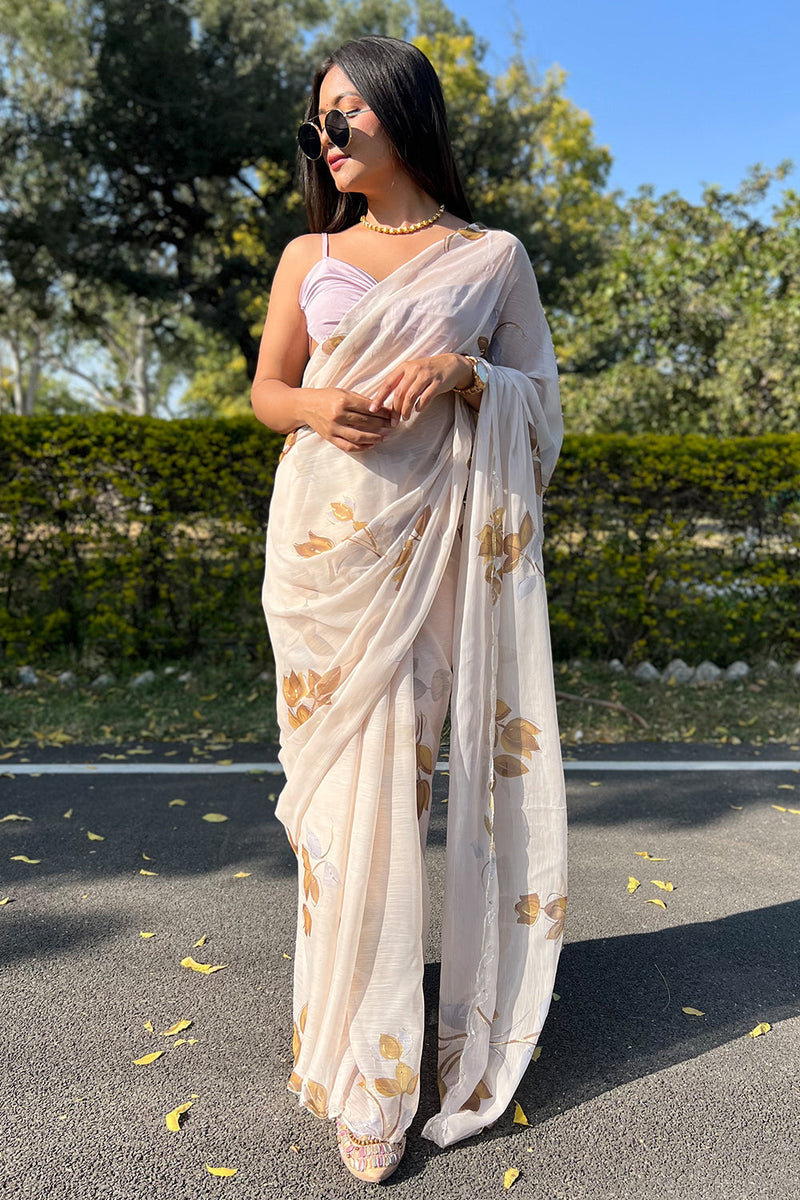 Saree with store pearl jewellery