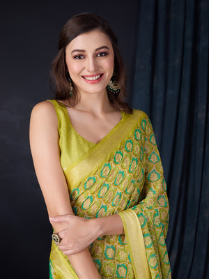 Green Chiffon Saree With Blouse Piece