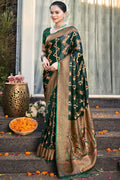 Green Silk Saree With Blouse Piece