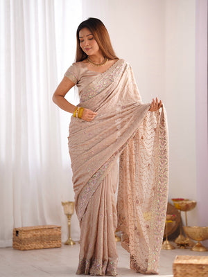 Cream Silk Blend Saree With Blouse Piece