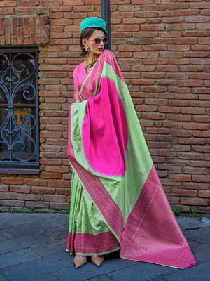 Green Soft Silk Saree With Blouse Piece