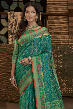 Buy Patola Silk Sarees Online | On Sale | Karagiri