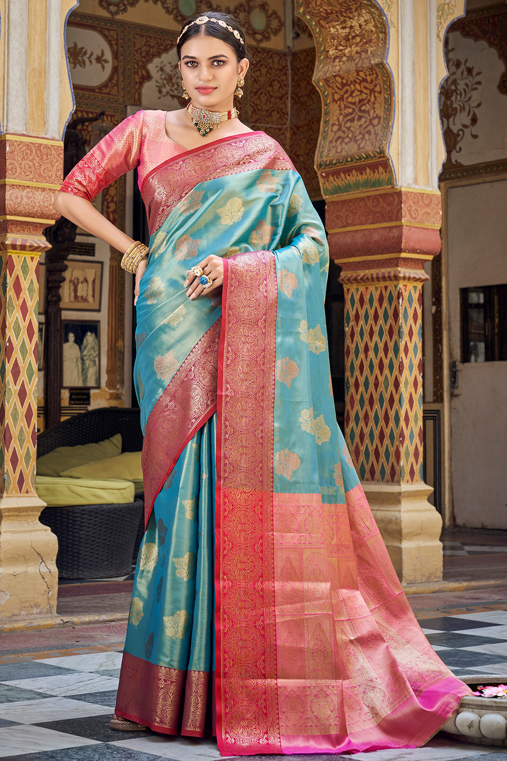 Buy Kerala Saree Online in Canada | Kerala Kasavu Saree Online in Canada