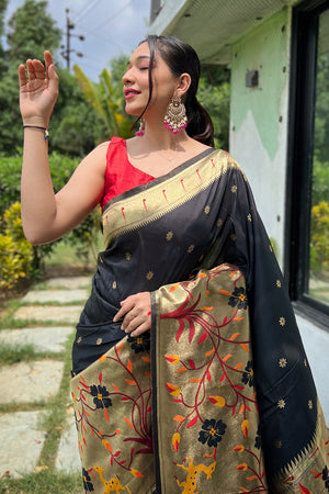 Buy VARKALA SILK SAREES Black Kadiyal Soft Silk Paithani Regular Womens  Saree | Shoppers Stop