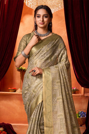 Green Silk Saree With Blouse Piece