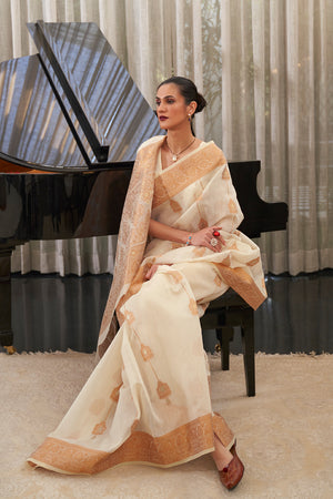 Tanishaka Fab Casual Wear Ladies White Fancy Pure Cotton Saree, With Blouse,  6.3 m at Rs 500 in Jaipur