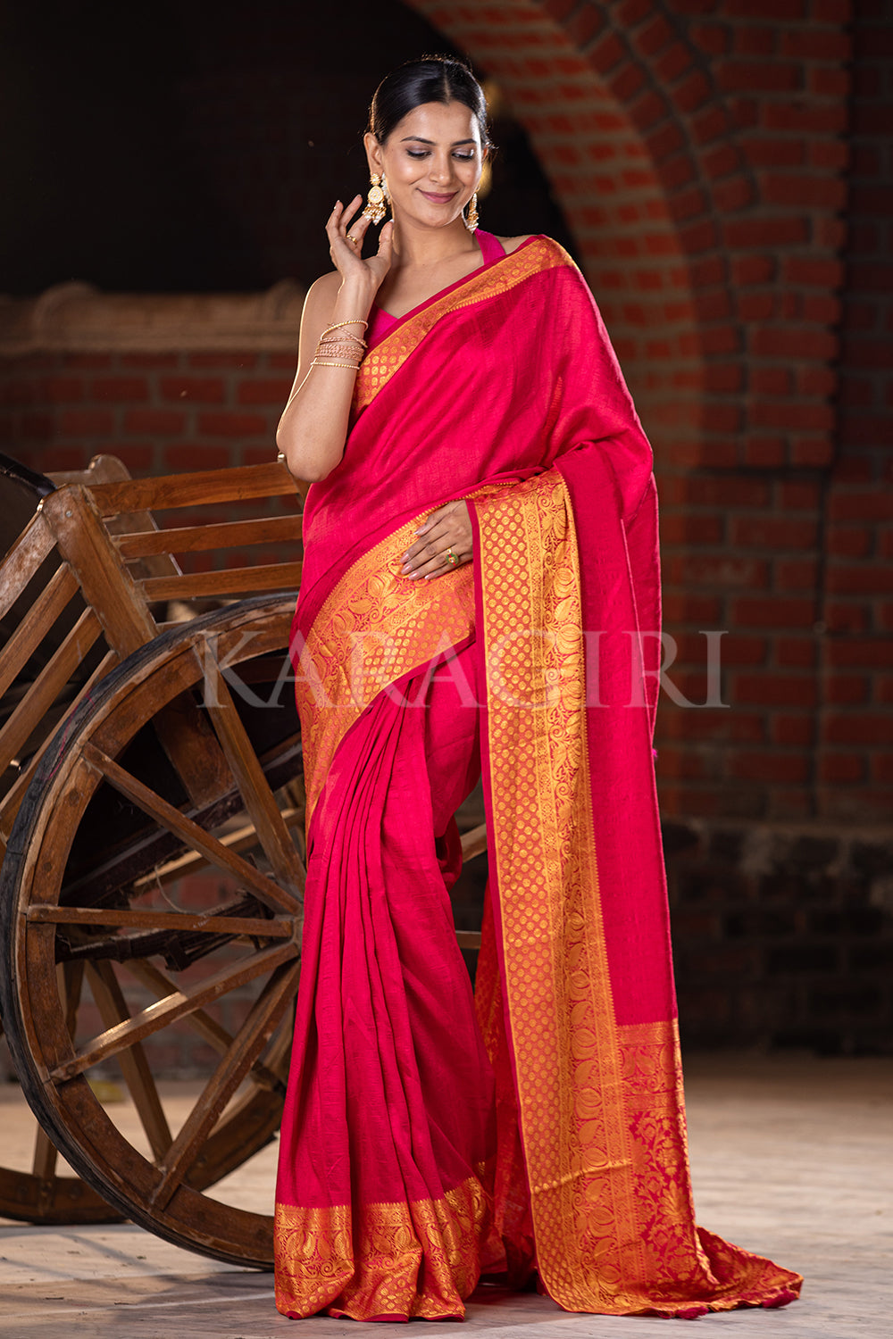 Katyayani' Red Pure Katan Silk Banarasi Handloom Saree - Tilfi