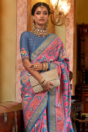 Blue saree clearance with jewellery