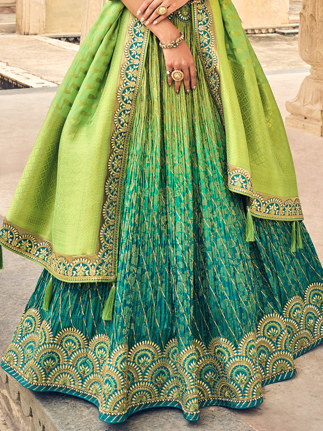 Buy Lime Green Lehenga Choli online-Karagiri