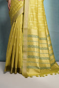 Green Silk Blend Saree With Blouse Piece