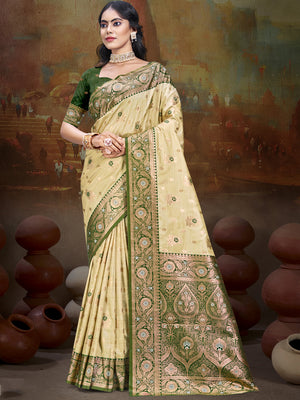 Beige Silk Saree With Blouse Piece