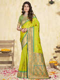 Green Silk Saree With Blouse Piece