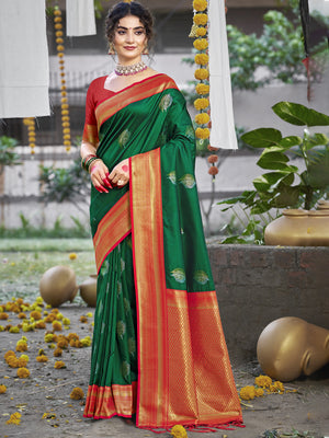 Green Silk Saree With Blouse Piece