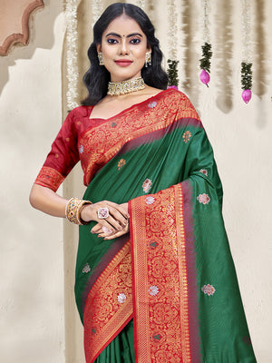 Green Silk Saree With Blouse Piece