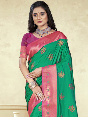 Green Silk Saree With Blouse Piece