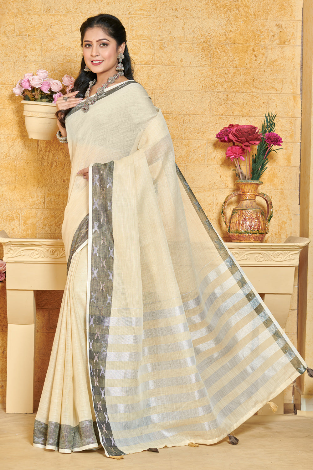 BOLLYWOOD WHITE COLOUR FLORAL DIGITAL PRINTED LINEN SAREE – svaracollection