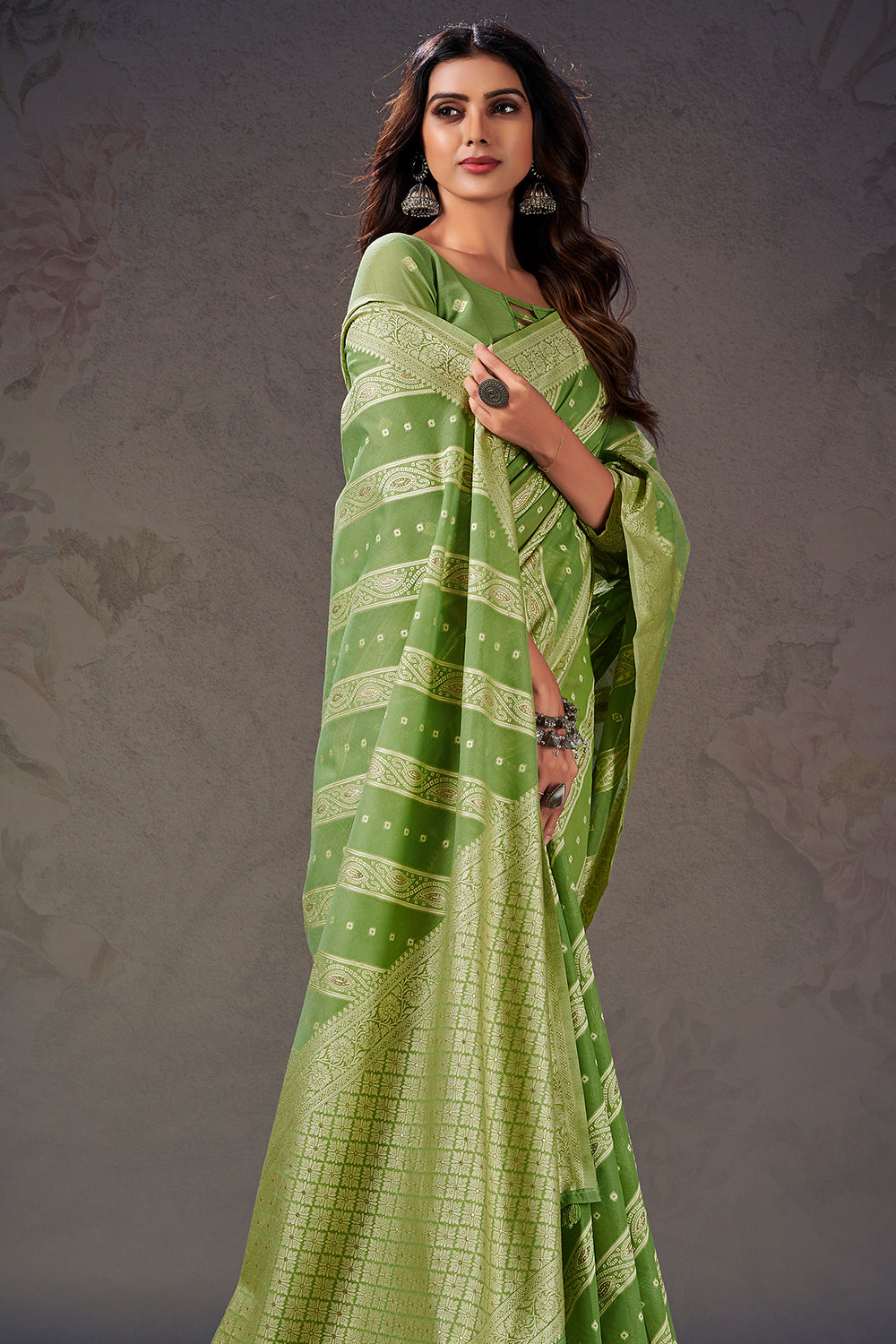 Buy SheenKraft Women Green, Hookers Green Cotton Linen Blend Pack of 2  Handloom Bhagalpuri Saree (Free Size) Online at Best Prices in India -  JioMart.