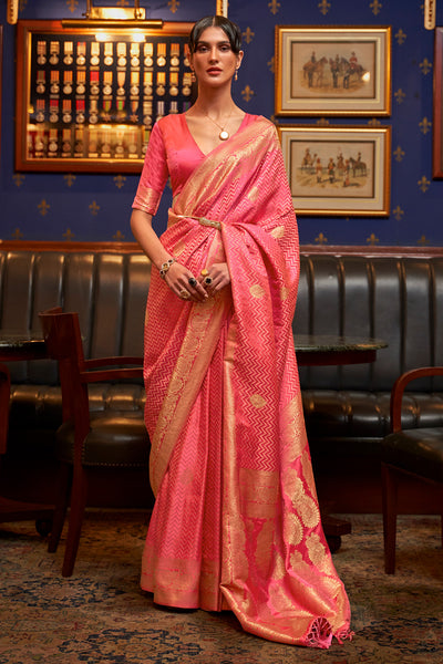 Udaan | Silk Saree with Copper and Golden Zari | Dark Pink - thanganat.store