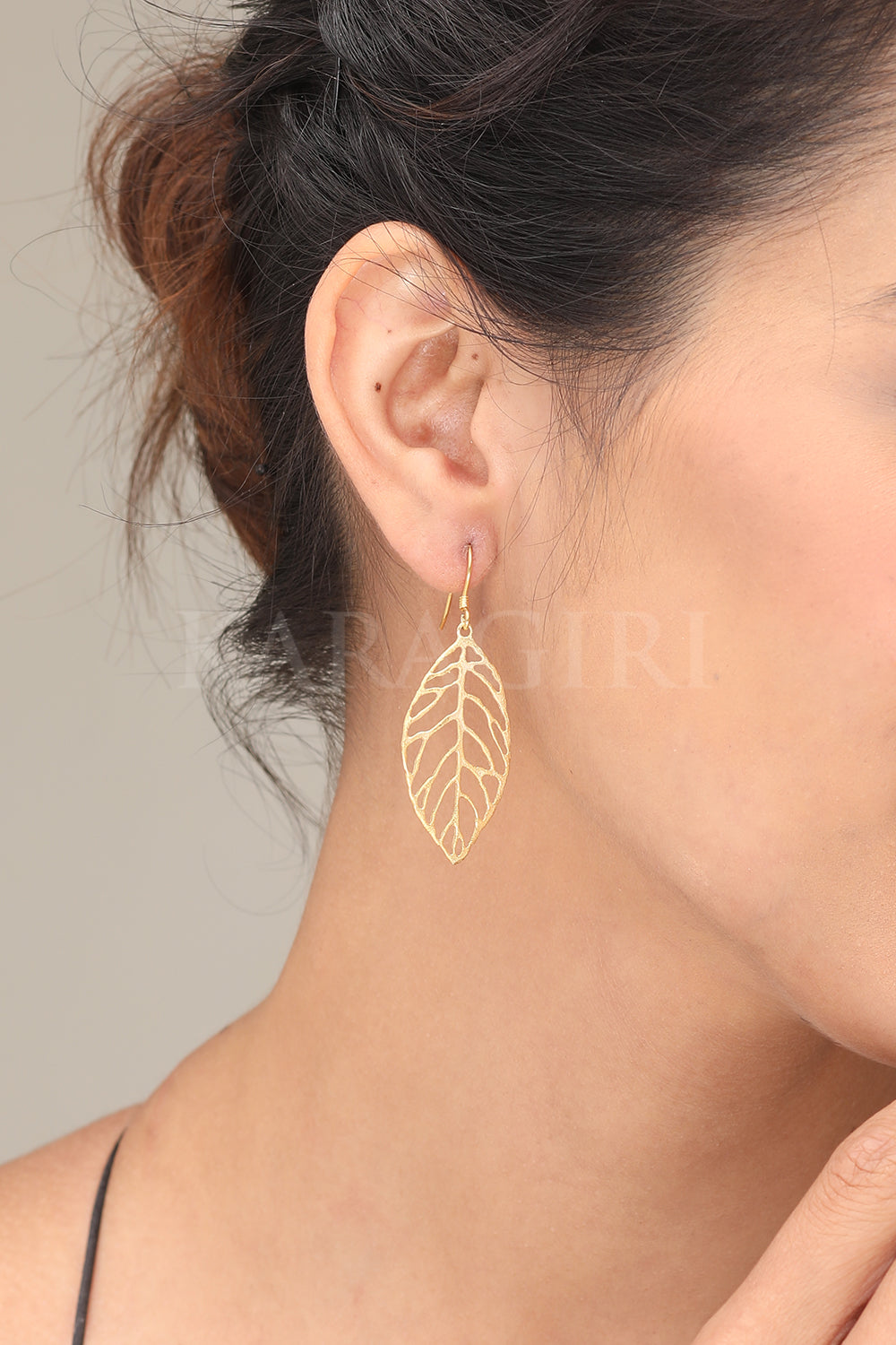 Leaf deals design earrings