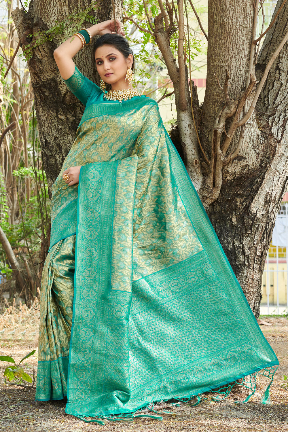 Saroj Mantraa Silk With Swaroviski Work Stylish Designer Party Wear Sa