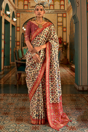 Patan Patola Silk Double Ikat Cream Saree | Kankatala