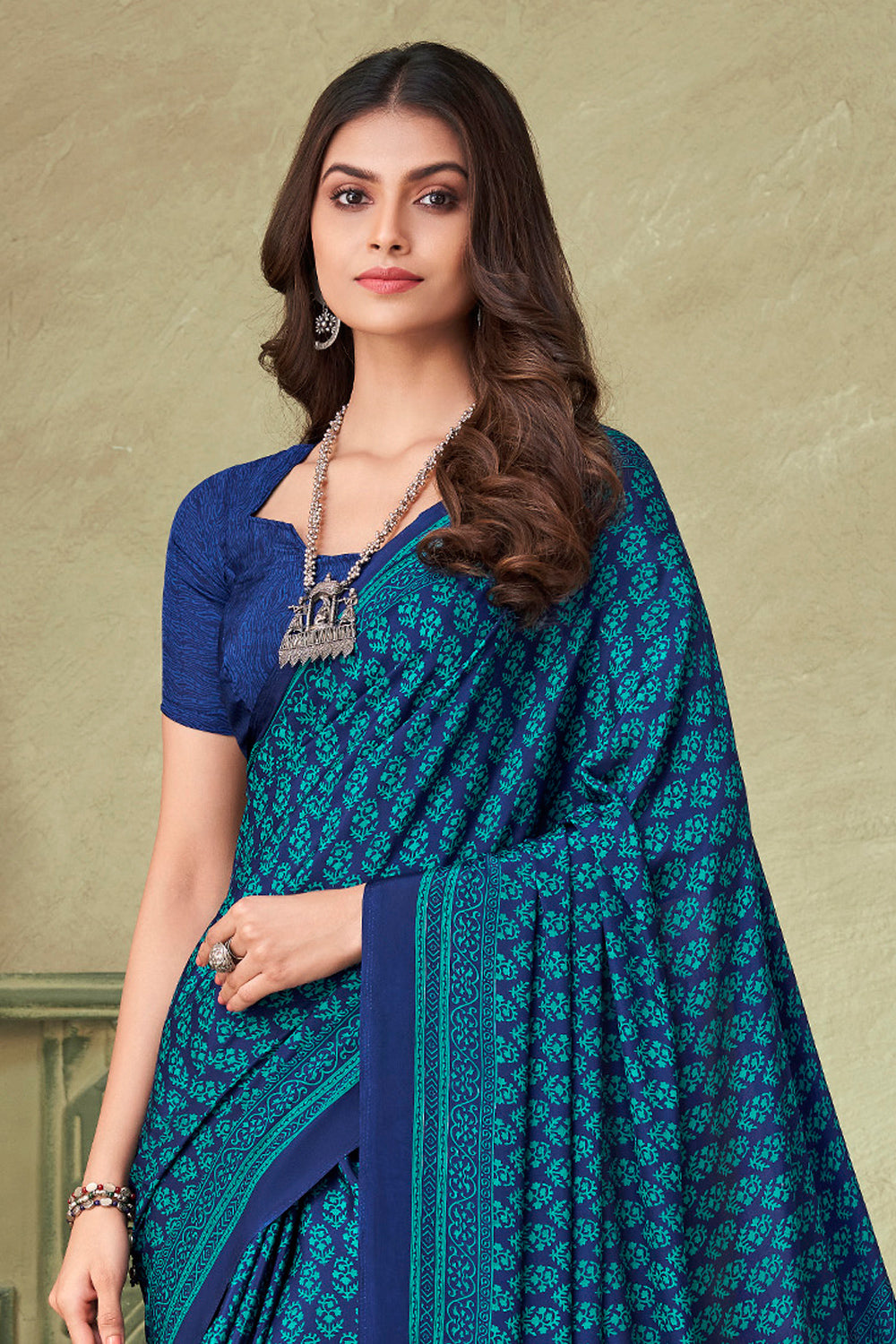 Crepe Sarees - Buy Crepe Saree Online @ Best Price | Myntra