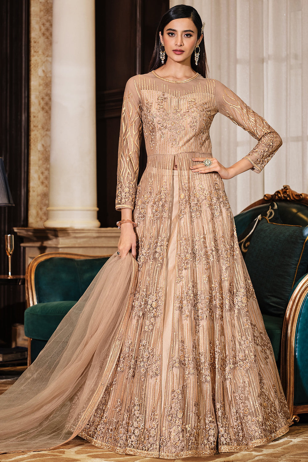 Buy Ravishing Silk With Embroidered Thread Work Anarkali New Salwar suit  Design Online | Lehenga-Saree