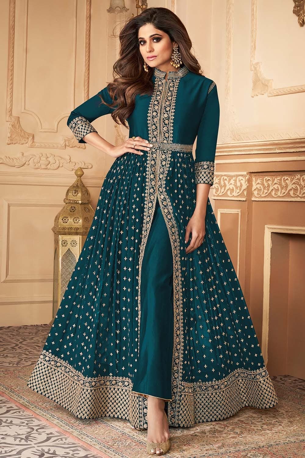 Anarkali dress pattern, Saree dress, Kurta designs