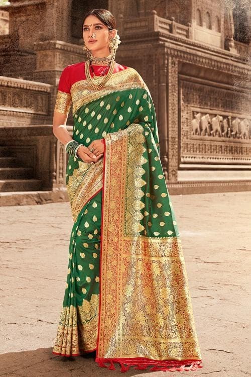Weaving Designer Work Banarasi Saree in Red Silk - SR18077