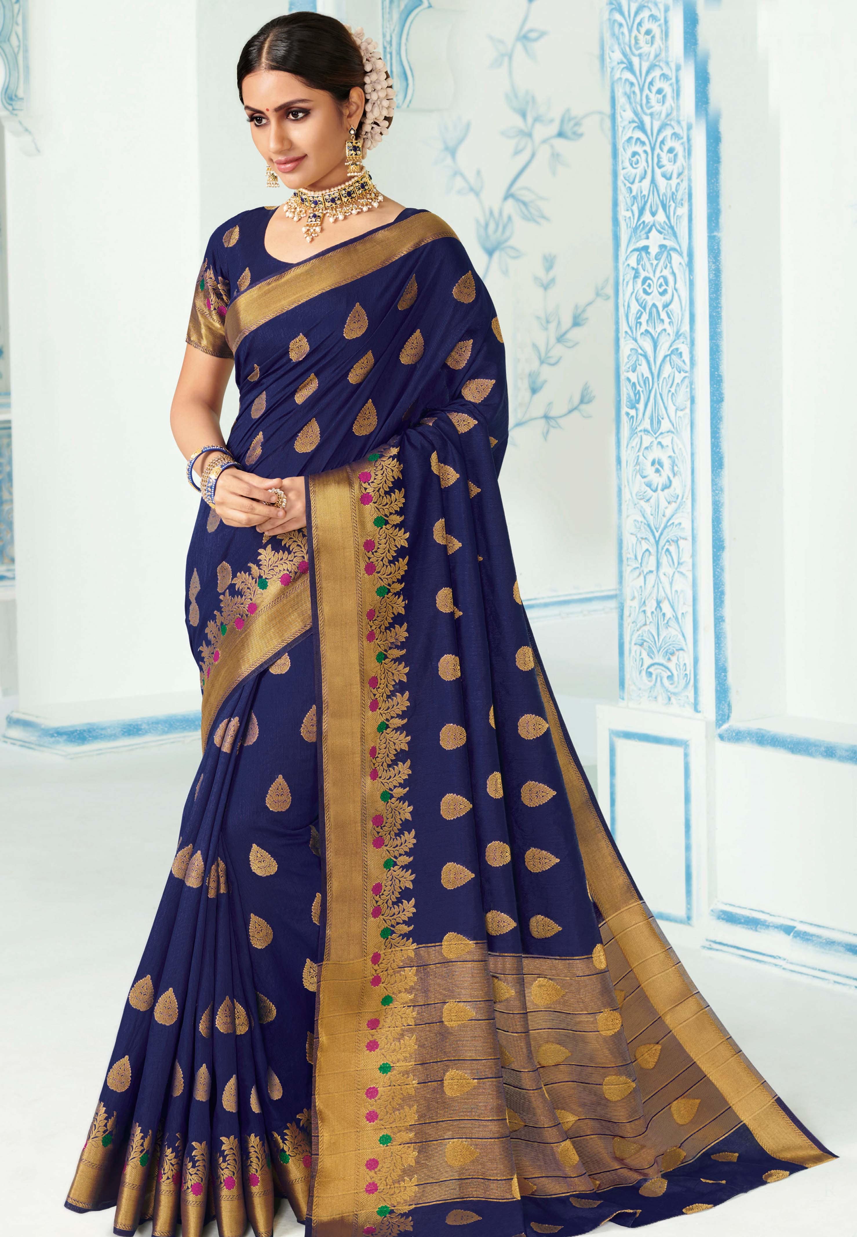 Buy Midnight Blue Zari Woven Banarasi Saree Online at Best Price - Karagiri