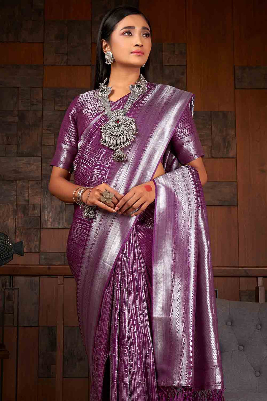 Purple Saree - Buy Trendy Purple Color Sarees Online | Karagiri