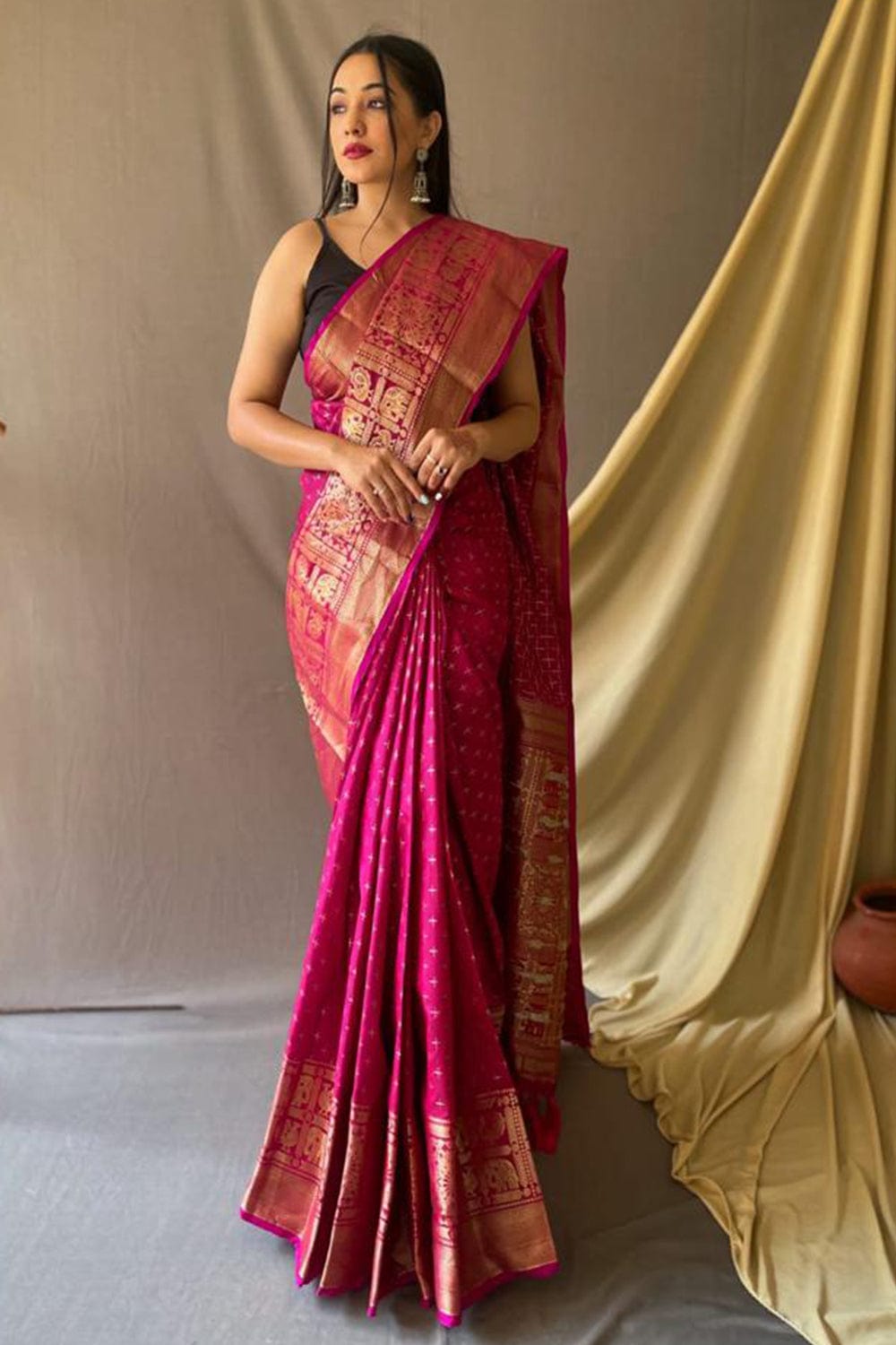 Ruby Pink Kanjivaram Silk Saree - Shaaola.com