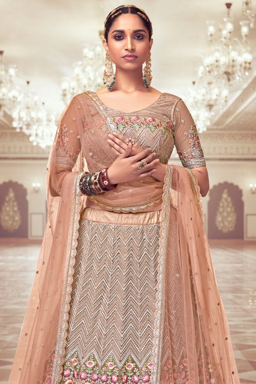 These 20+ Peach Lehengas Have Our Hearts Taken Away! | Peach lehenga, Peach  clothes, Latest bridal lehenga designs