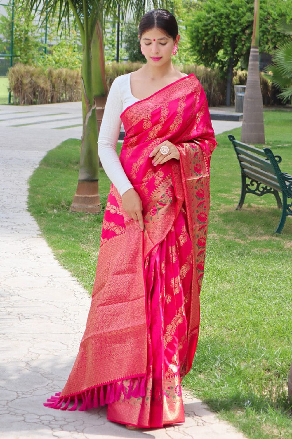 Buy Fuschia Pink Leheriya Saree online-Karagiri