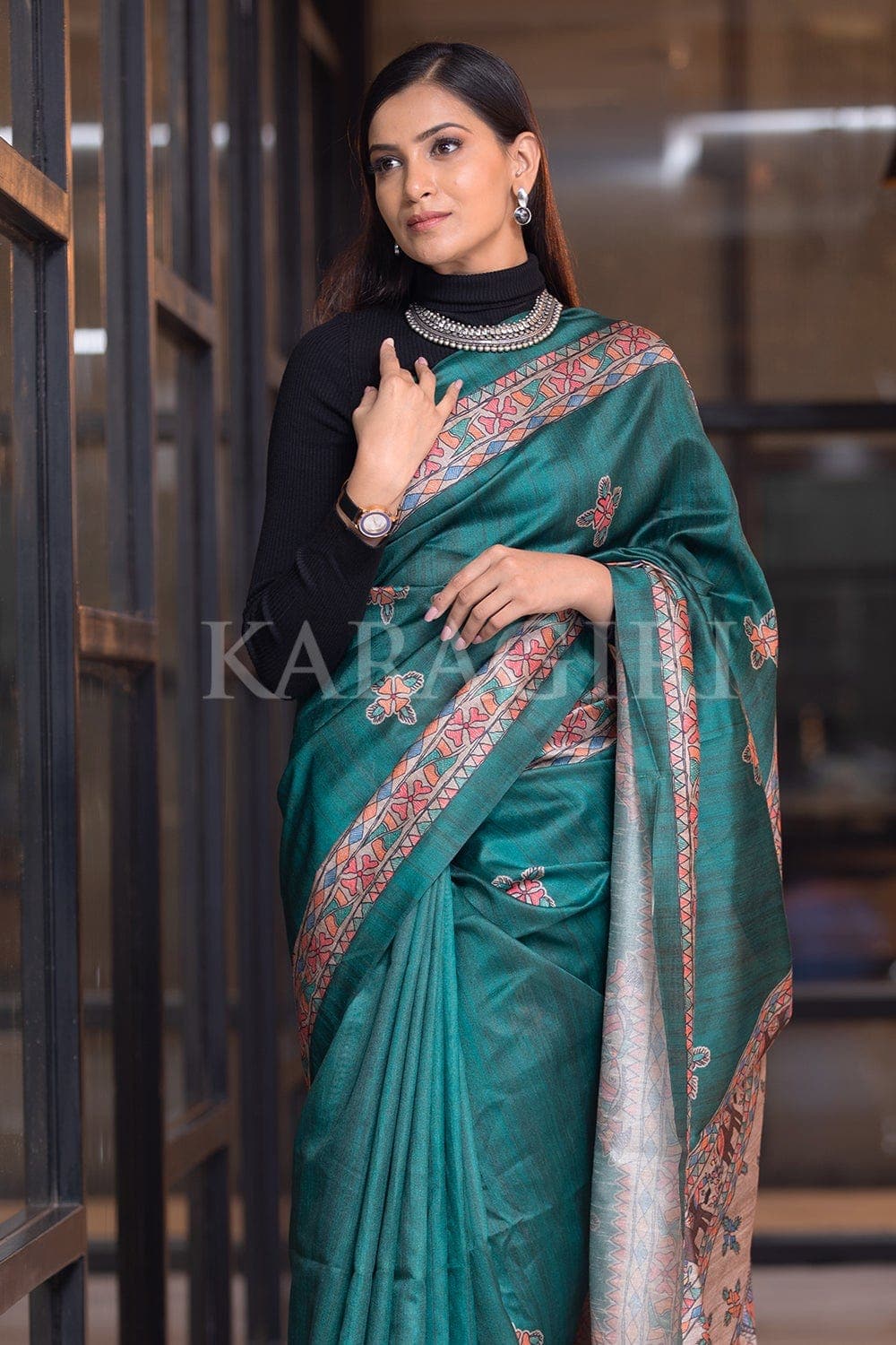 Get the beautiful Concrete Grey Linen Saree online-KARAGIRI | FESTIVE SALE  – Karagiri