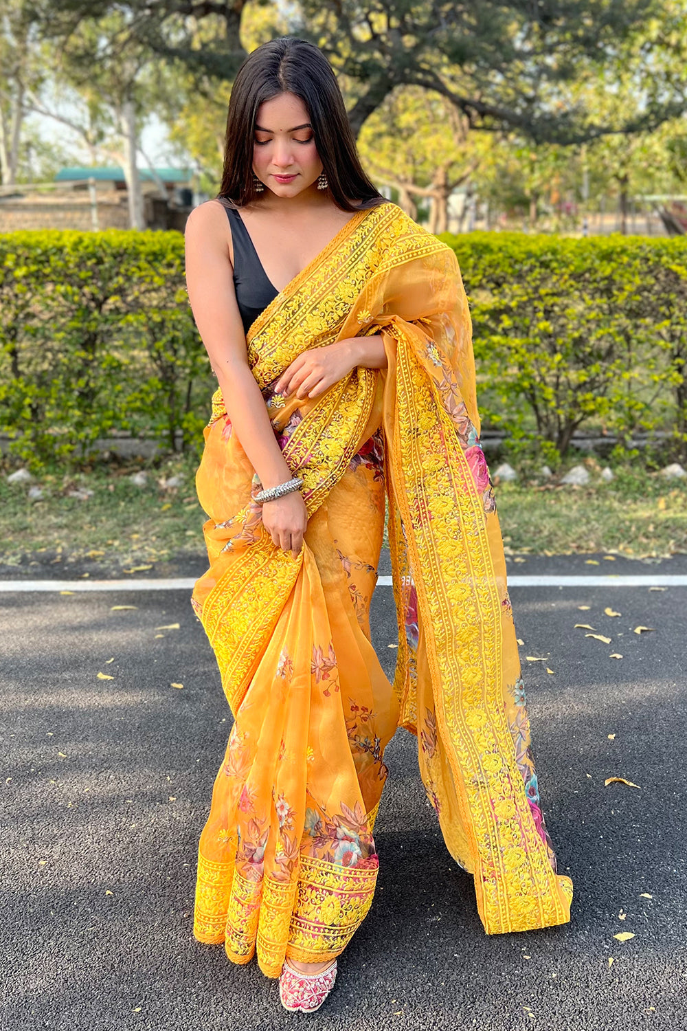 Day Wear Sarees | 8 Alluring Sarees to Jazz Up Your Look – Swtantra