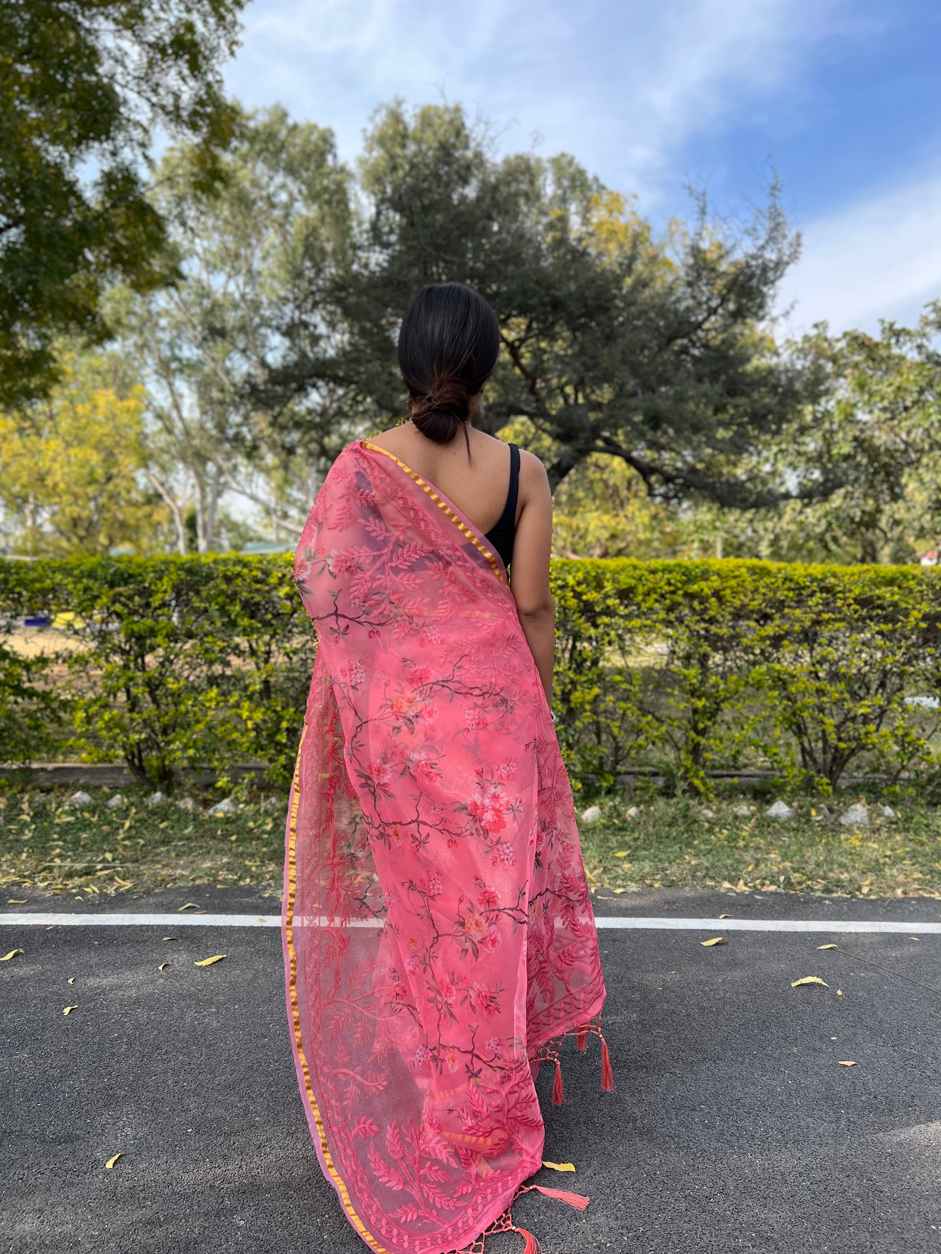 Chettinad Cotton Fiery Rose Pink Saree Copper And Silver Zari Buttas A –  Kumaran Silks