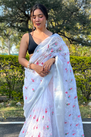 Buy Mesmerizing White Printed Georgette Events Wear Saree With Blouse  Online At Zeel Clothing