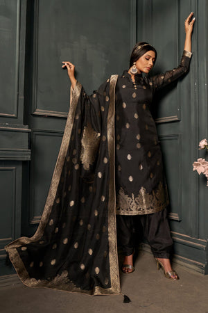 indian dress salwar kameez in black