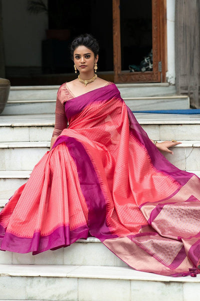 South Indian bride @sakshi5106 looks beautiful in Kanjeevaram saree , gajra  laden hairstyle @shubham_hair_designer & statement making jew... | Instagram